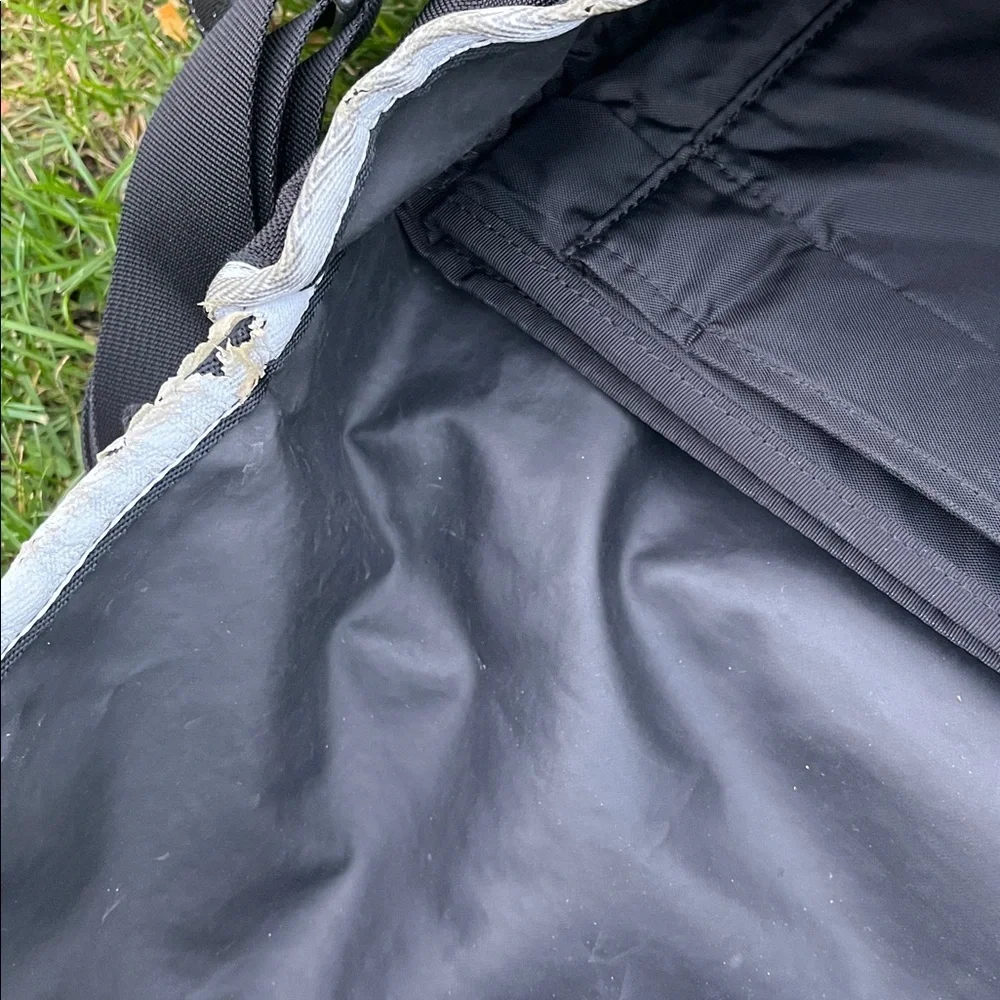 Timbuk 2 bag